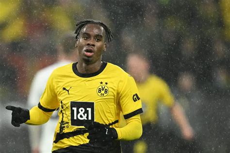 Predicted Borussia Dortmund XI Vs Stuttgart In Form Jamie Bynoe