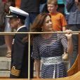 La princesse Mary et le prince Frederik se sont joints à la reine