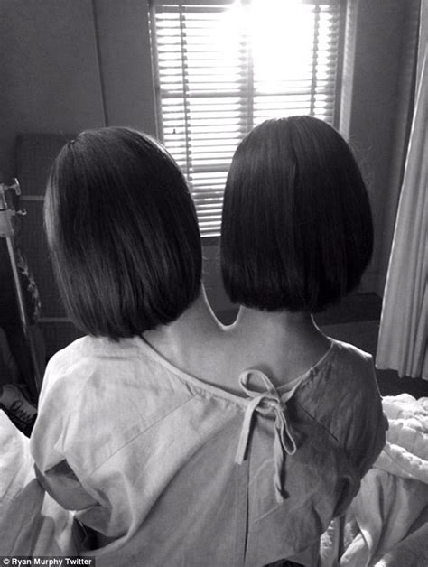 American Horror Story Freak Show First Photo Shows Sarah Paulson As Conjoined Twins Daily