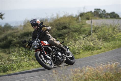 Ducati Scrambler Icon Besser Ger Stet Durchs Land Of Joy