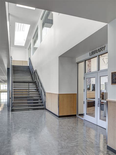 Case Study Milwaukie High School Renovation Bric Architecture Bric