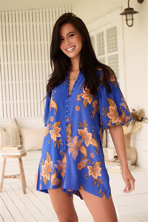 BOHEMIAN LOVE RUNWAY