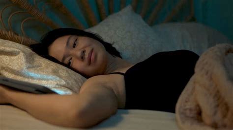 Tampilkan Adegan Sensual Inilah Rating Usia Film Sleep Call Yang