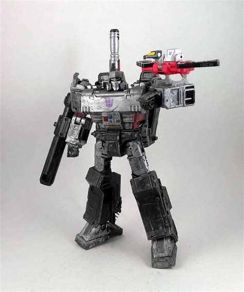 Minor Repaint Siege Megatron Tfw The Boards