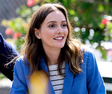 Leighton Meester Opens Up About Singing On ‘Single Parents - FOW 24 NEWS