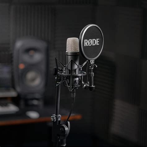 RODE NT1 Signature Series Studio Condenser Microphone