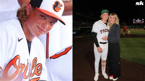 Photo Jackson Hollidays Wife Chloe Shows Support As Orioles Top