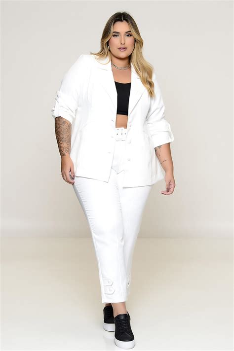 Conjunto Plus Size Alfaiataria Blazer e Calça Vk Moda Plus Size