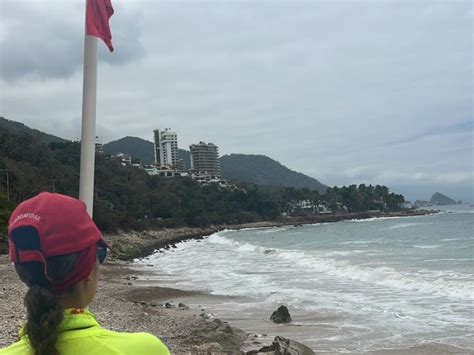 Colocan Banderas Rojas En Tres Playas De Puerto Vallarta