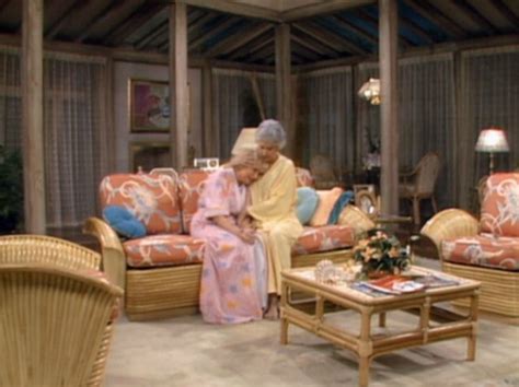 The Golden Girls House Is For Sale See Inside Hooked On Houses In 2020 Golden Girls