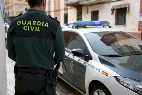 La Guardia Civil Ha Detenido A Una Persona Por Un Delito De Robo Con