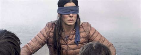 Bird Box Challenge Netflix Met En Garde Les T L Spectateurs La