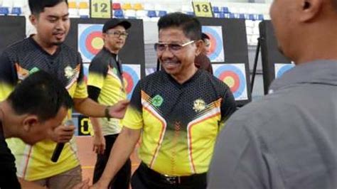 Sachrudin Buka Turnamen De Poris Archery Competition