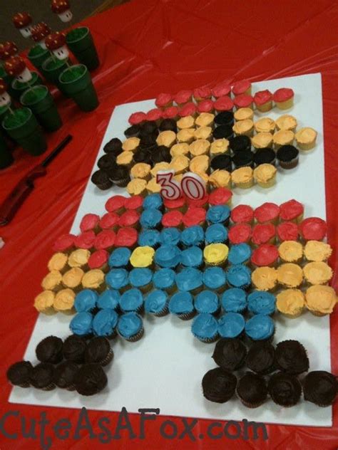 8 bit Mario Cupcake "Cake"