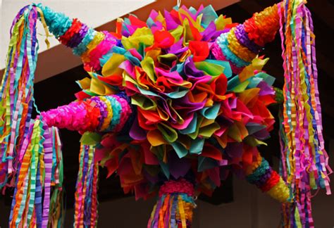 La Piñata Un Símbolo De Las Posadas - MexiWoman