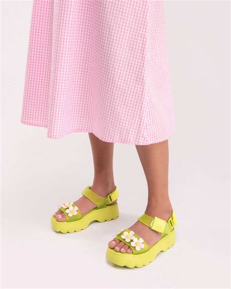 Plataforma Melissa Kick Off Lazy Oaf em 2021 Moda britânica Marca