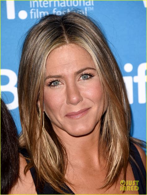 Photo: jennifer aniston anna kendrick cake press conference 09 | Photo ...