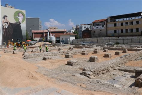 Yeniden inşa edilen İzmir İktisat Kongresi nin tarihi binası 100 yıla