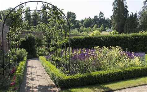 Landscape Design Colson Stone Practice A Walled Garden Ascot