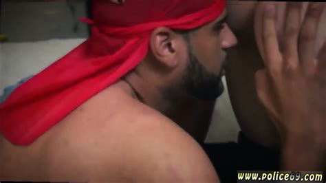 Amateur Wife Interracial Threesome Noise Complaints Make Sloppy Super