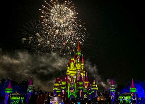 An EXCLUSIVE Fireworks Show Is Back in Magic Kingdom! - AllEars.Net