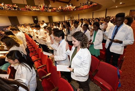 Rite Of Passage White Coat Ceremony Uc Irvine News