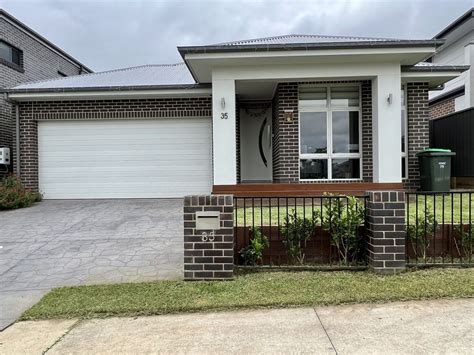 Leppington House Drive Denham Court Nsw House For Rent