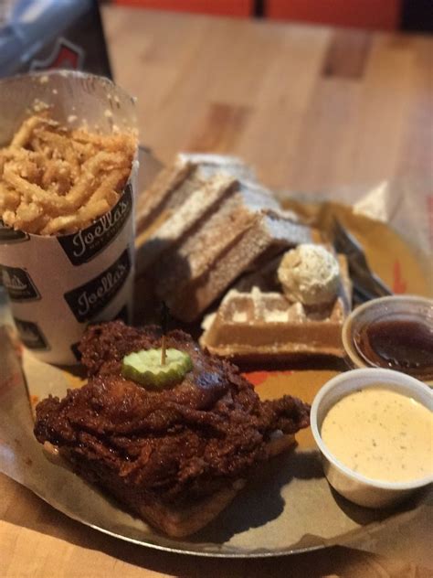 Joellas Hot Chicken Photos Reviews Desserts High St Crescent Springs KY