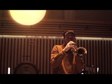 Matthew Halsall Salute To The Sun 2020 Z e n e h a l l g a t á s