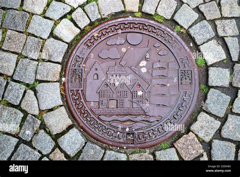 Sewer Manhole Hi Res Stock Photography And Images Alamy