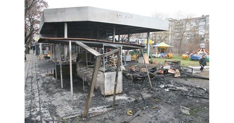 Пожар на пловдивски пазар, разследват палеж (Снимки)