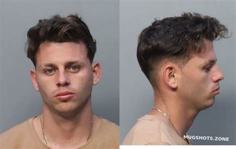 AYALAMARTIN ARIEL 05 14 2023 Miami Dade County Mugshots Zone