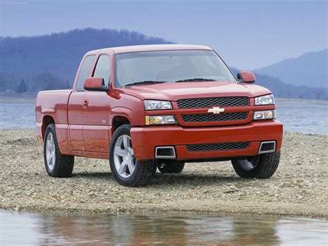 Chevrolet Silverado 2004 Pictures Information And Specs