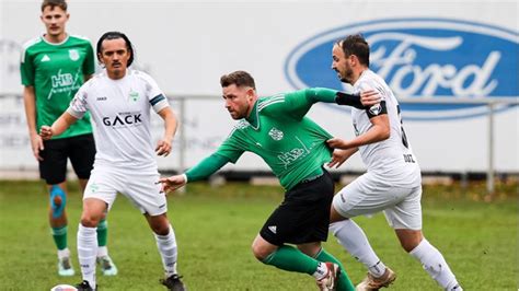 Fu Ball Bezirksliga Stuttgart B Blingen Heimspiel Des Sv Deckenpfronn