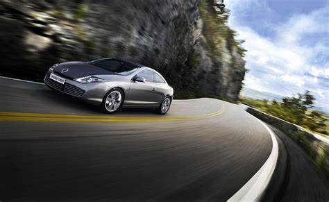 Renault Laguna Coupe (2012) - picture 9 of 17