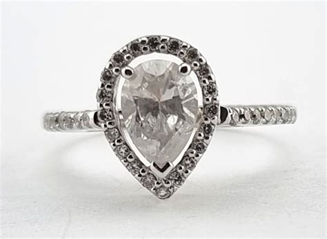 1.12 CARAT DIAMOND ENGAGEMENT RING SET IN 18CT WHITE GOLD Auction (0001 ...