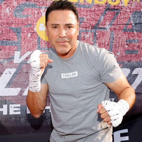 Oscar De La Hoya Hospitalized With Breakthrough Covid 19