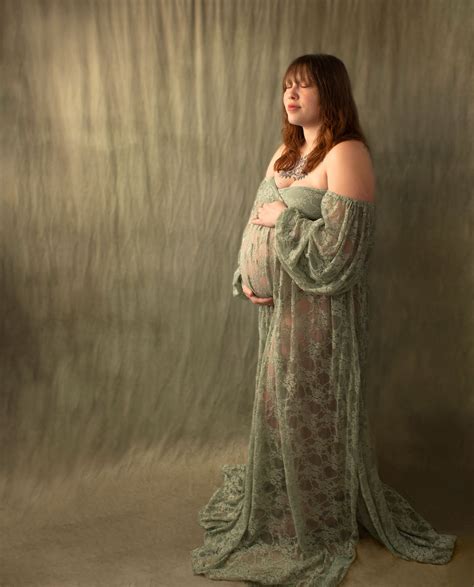 Maternity Newborn Robyn Alwi Photography