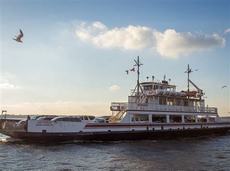 Aashto Journal Ncdot Ferry Crew Honored For Ocean Rescue
