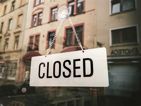 One in six restaurants closed since pandemic began