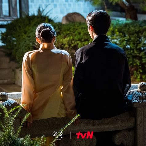 Lee Jae Wook And Go Yoon Jung Are Inseparable Even Behind The Scenes Of