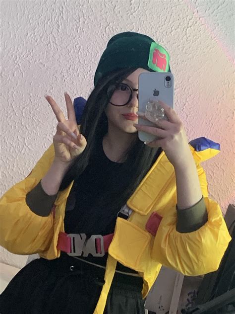 I’m cosplaying Killjoy for my Stream today 😎 : r/KillJoyMains