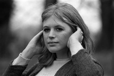 Mf009 Marianne Faithfull Iconic Images