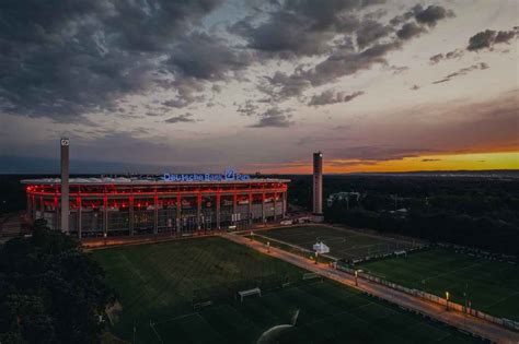 Rund um das Heimspiel gegen Bayern München Deutsche Bank Park