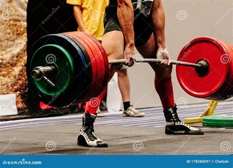 Man Powerlifter Record Weight Deadlift Stock Image Image Of Real