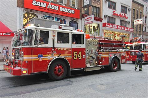 FDNY Engine 54 Manhattan Fdny Fire Service Fire Dept