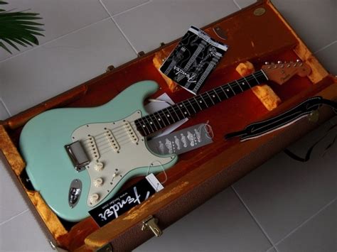 Fender American Vintage '62 Stratocaster Reissue - Surf Green image ...