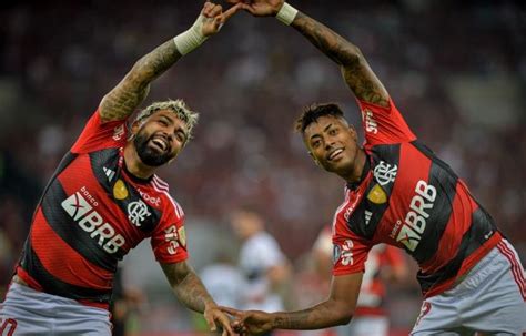 Gabigol Manda Recado Inusitado Para Bruno Henrique Ap S Gola O Contra O