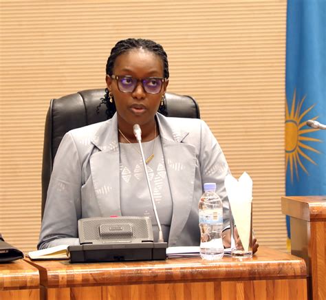 Kigali Abadepite Ntibanyuzwe Nibisobanuro Byumunyamabanga Wa Leta