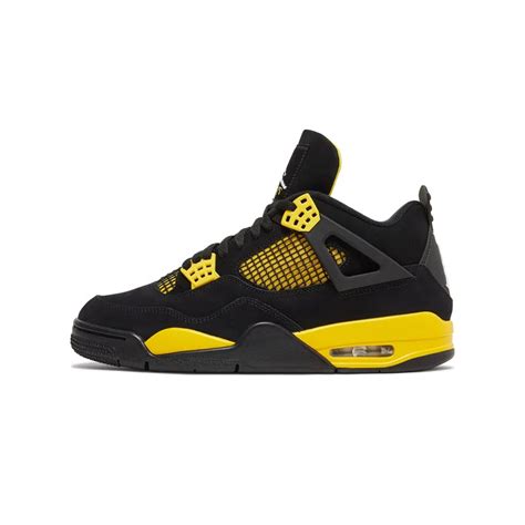 Jordan 4 Retro Thunder (2023) – STEALPLUG KL